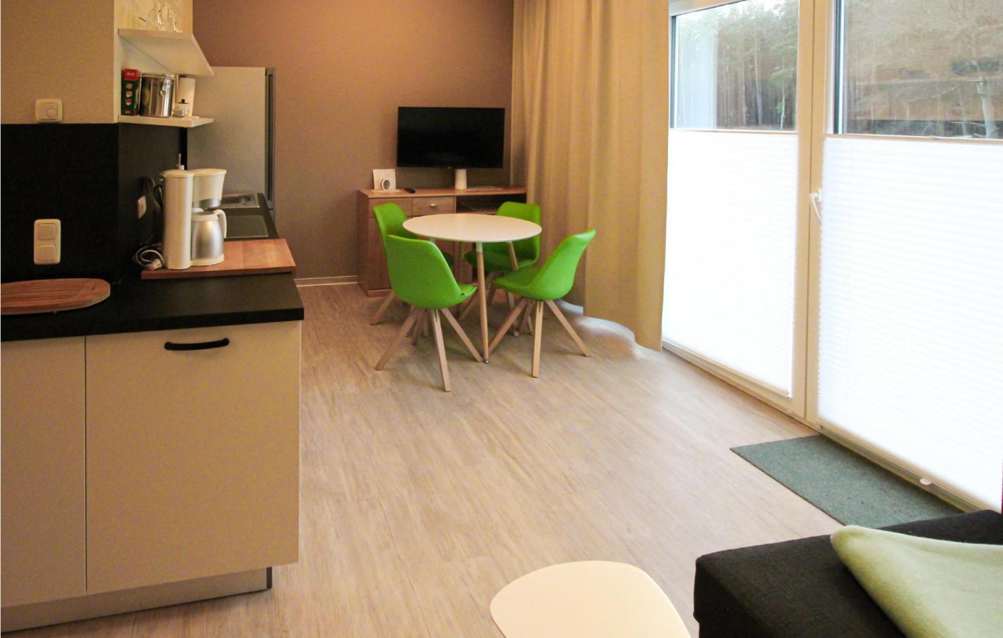 Stunning Apartment In Graal-Mueritz With Kitchen Exterior photo